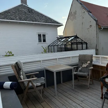 Classic On Two Floors Apartment Stavanger